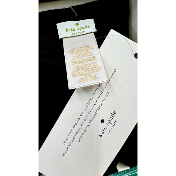 NWT Kate Spade Boxed Gift Set Bow Winter Stocking Hat Device Friendly Gloves Blk - Picture 3 of 10